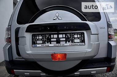 Позашляховик / Кросовер Mitsubishi Pajero Wagon 2007 в 