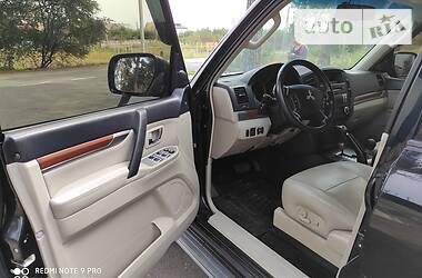 Внедорожник / Кроссовер Mitsubishi Pajero Wagon 2009 в Виннице