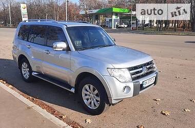 Позашляховик / Кросовер Mitsubishi Pajero Wagon 2011 в Харкові