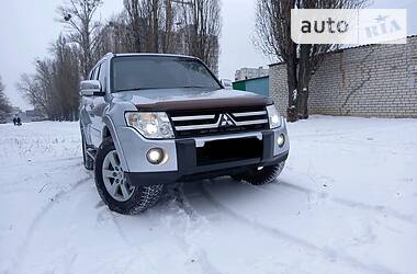 Внедорожник / Кроссовер Mitsubishi Pajero Wagon 2009 в Харькове