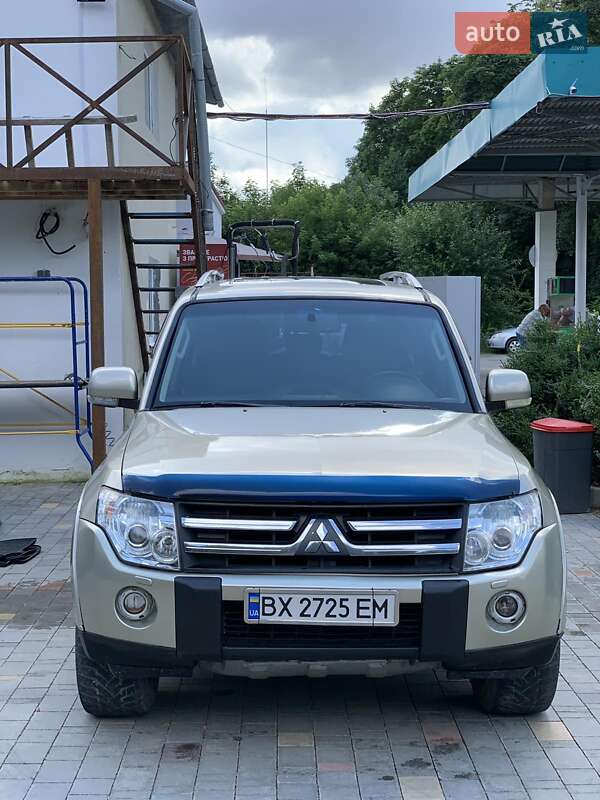 Позашляховик / Кросовер Mitsubishi Pajero Wagon 2008 в Хмельницькому