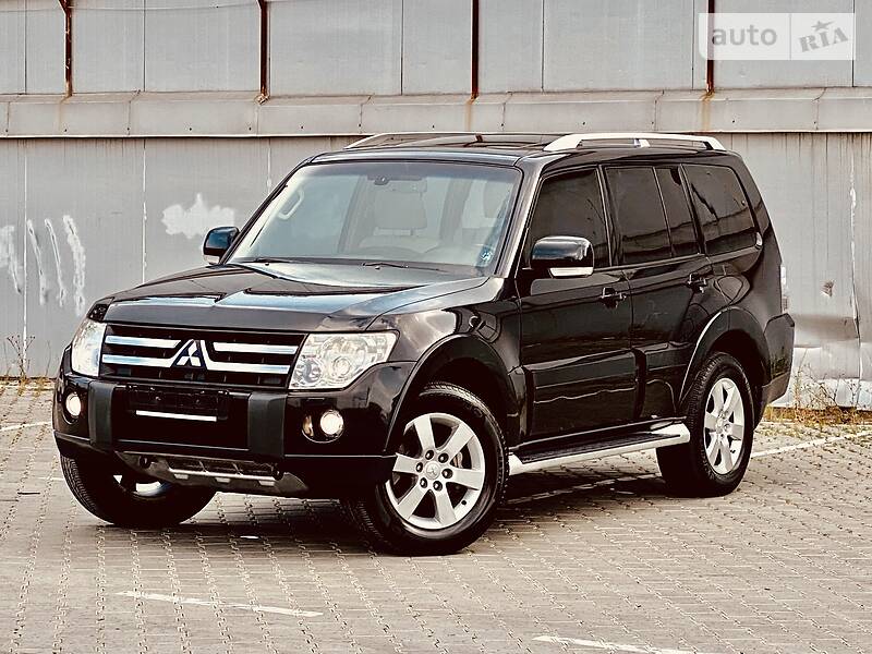 Позашляховик / Кросовер Mitsubishi Pajero Wagon 2009 в Одесі