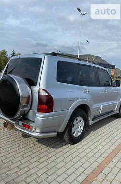 Позашляховик / Кросовер Mitsubishi Pajero Wagon 2006 в Хусті