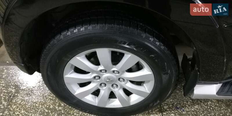 Позашляховик / Кросовер Mitsubishi Pajero Wagon 2011 в Харкові