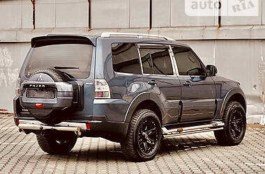 Позашляховик / Кросовер Mitsubishi Pajero Wagon 2008 в 