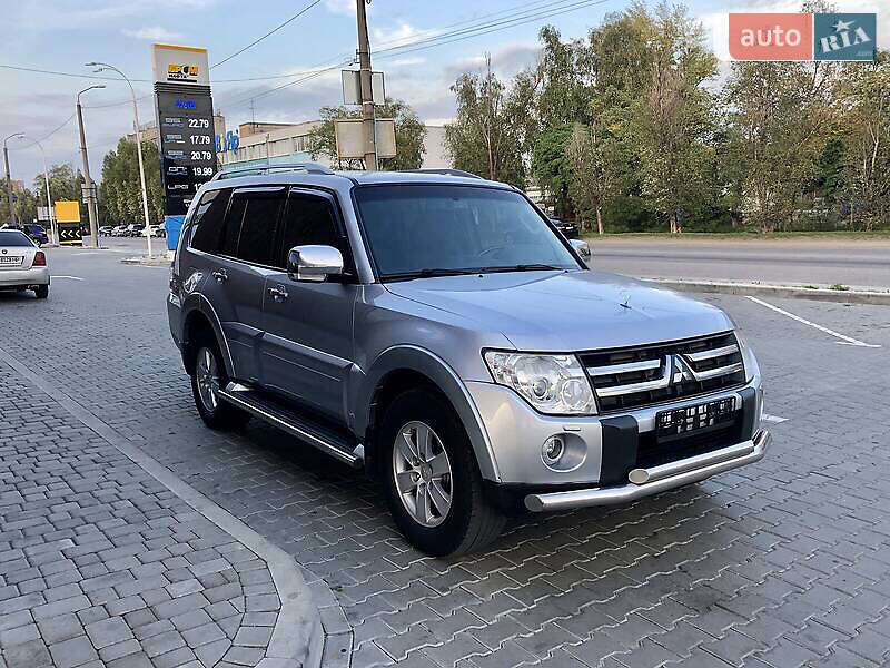 Внедорожник / Кроссовер Mitsubishi Pajero Wagon 2008 в Вишневом