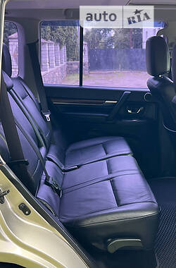 Внедорожник / Кроссовер Mitsubishi Pajero Wagon 2008 в 