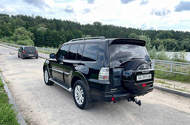 Позашляховик / Кросовер Mitsubishi Pajero Wagon 2013 в Чернігові
