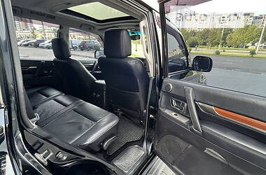 Внедорожник / Кроссовер Mitsubishi Pajero Wagon 2008 в 