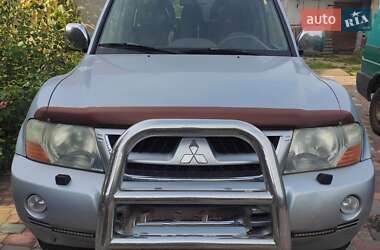 Внедорожник / Кроссовер Mitsubishi Pajero Wagon 2004 в 