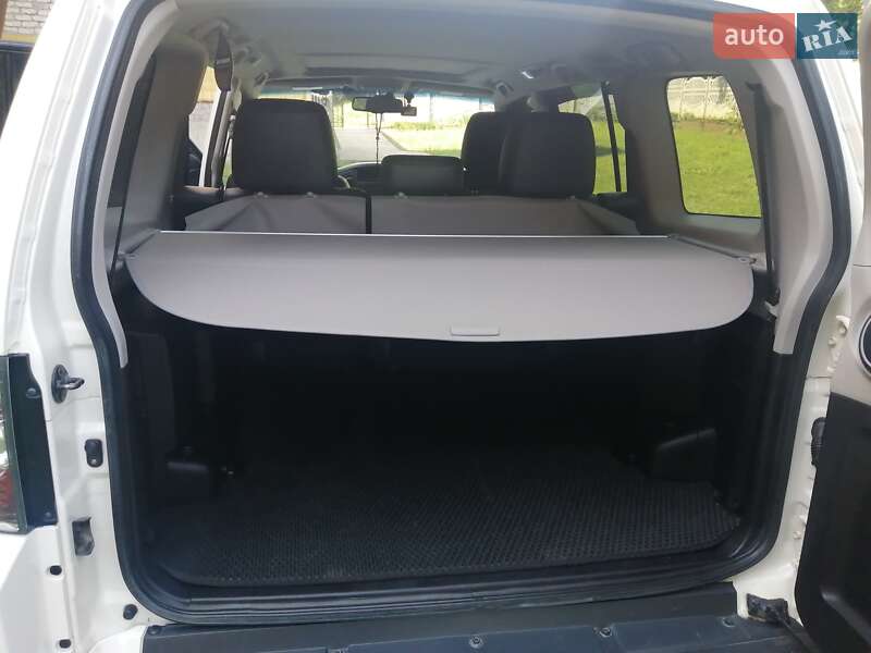 Внедорожник / Кроссовер Mitsubishi Pajero Wagon 2011 в Великой Александровке фото 17 Внедорожник / Кроссовер Mitsubishi Pajero Wagon 2011 в Великой Александровке