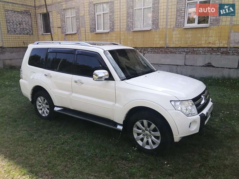 Внедорожник / Кроссовер Mitsubishi Pajero Wagon 2011 в Великой Александровке фото 26 Внедорожник / Кроссовер Mitsubishi Pajero Wagon 2011 в Великой Александровке