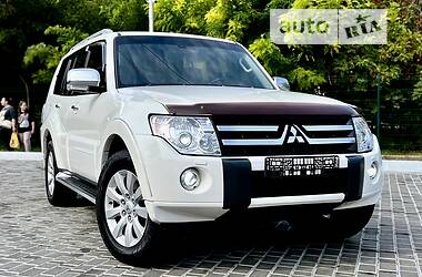 Внедорожник / Кроссовер Mitsubishi Pajero Wagon 2012 в Одессе