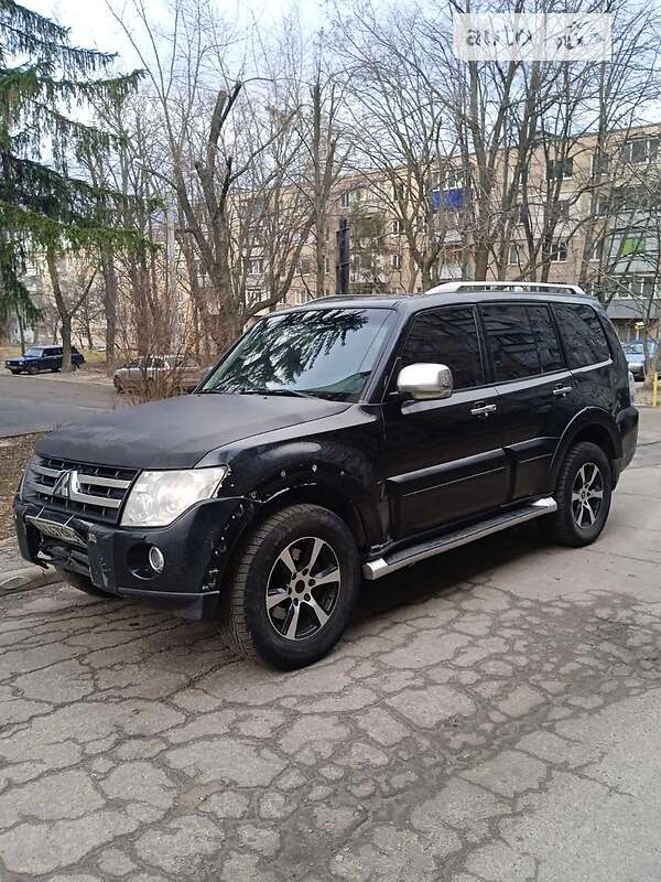 Позашляховик / Кросовер Mitsubishi Pajero Wagon 2007 в Харкові