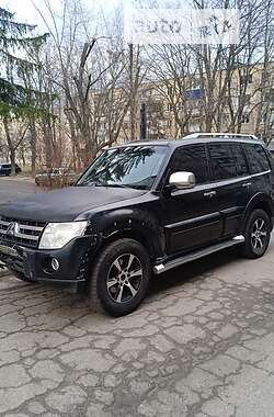 Позашляховик / Кросовер Mitsubishi Pajero Wagon 2007 в Харкові