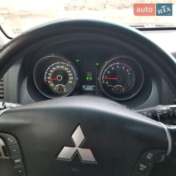 Внедорожник / Кроссовер Mitsubishi Pajero Wagon 2008 в Харькове