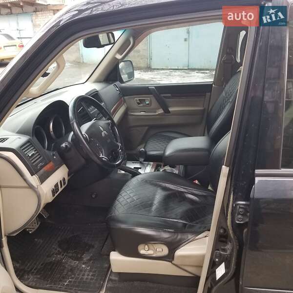 Внедорожник / Кроссовер Mitsubishi Pajero Wagon 2008 в Харькове