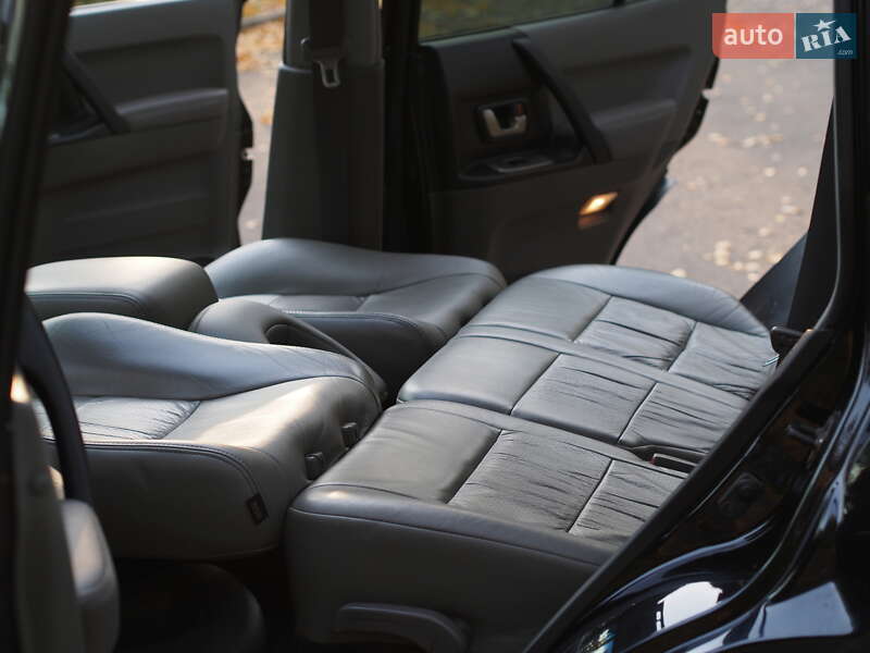 Внедорожник / Кроссовер Mitsubishi Pajero Wagon 2005 в Киеве фото 15 Внедорожник / Кроссовер Mitsubishi Pajero Wagon 2005 в Киеве