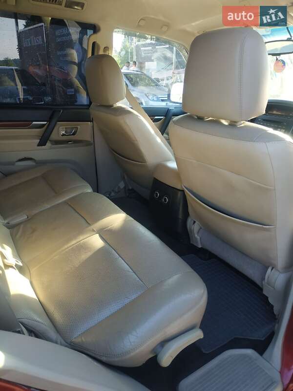Внедорожник / Кроссовер Mitsubishi Pajero Wagon 2007 в Иршаве
