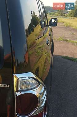 Внедорожник / Кроссовер Mitsubishi Pajero Wagon 2006 в 