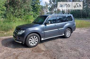 Внедорожник / Кроссовер Mitsubishi Pajero Wagon 2010 в Владимир-Волынском