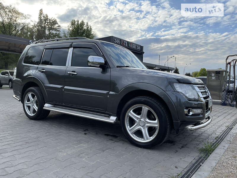 Позашляховик / Кросовер Mitsubishi Pajero Wagon 2013 в Дніпрі
