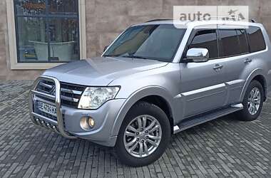 Внедорожник / Кроссовер Mitsubishi Pajero Wagon 2012 в Николаеве