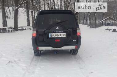 Внедорожник / Кроссовер Mitsubishi Pajero Wagon 2008 в 