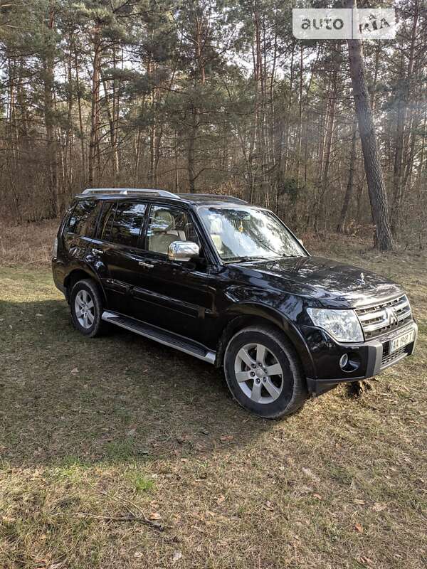 Внедорожник / Кроссовер Mitsubishi Pajero Wagon 2008 в Тернополе