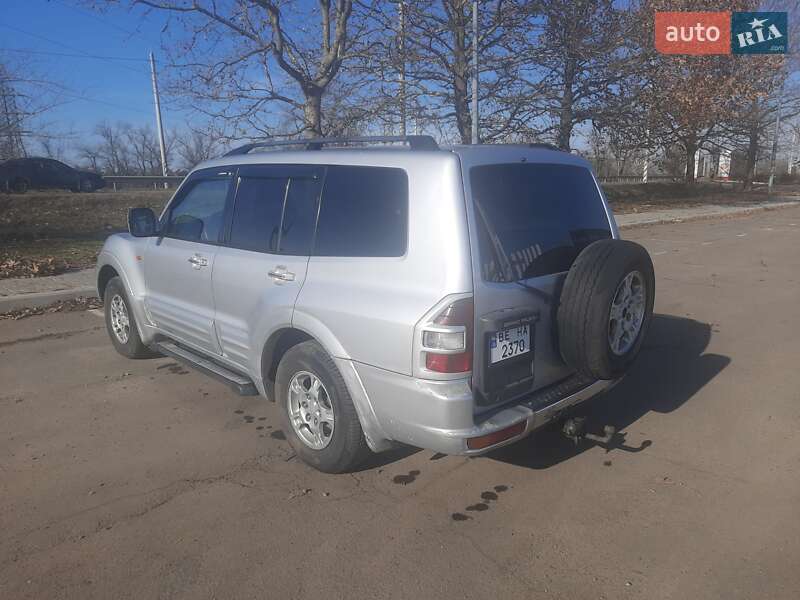 Внедорожник / Кроссовер Mitsubishi Pajero Wagon 2002 в Николаеве
