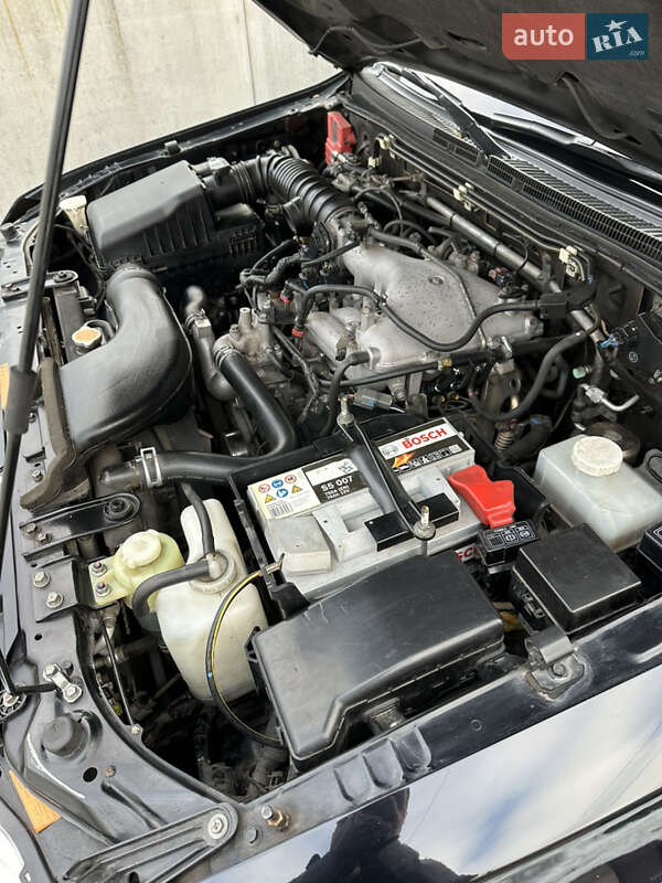 Внедорожник / Кроссовер Mitsubishi Pajero Wagon 2010 в Нежине