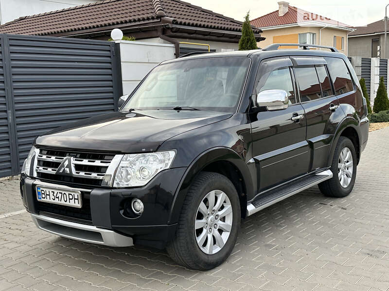 Внедорожник / Кроссовер Mitsubishi Pajero Wagon 2010 в Одессе