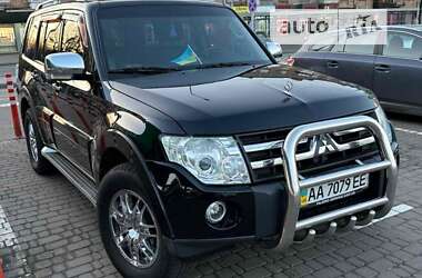 Позашляховик / Кросовер Mitsubishi Pajero Wagon 2007 в Києві