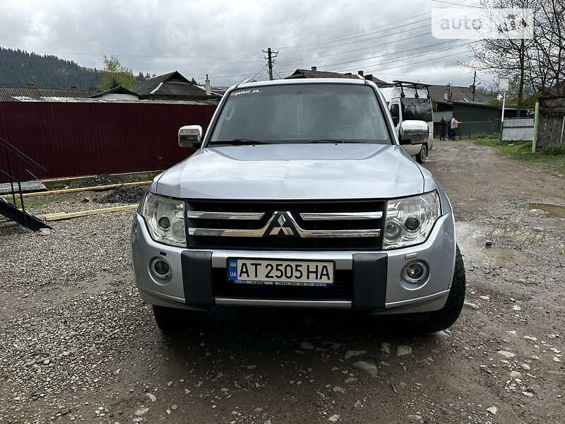 Внедорожник / Кроссовер Mitsubishi Pajero Wagon 2007 в Верховине