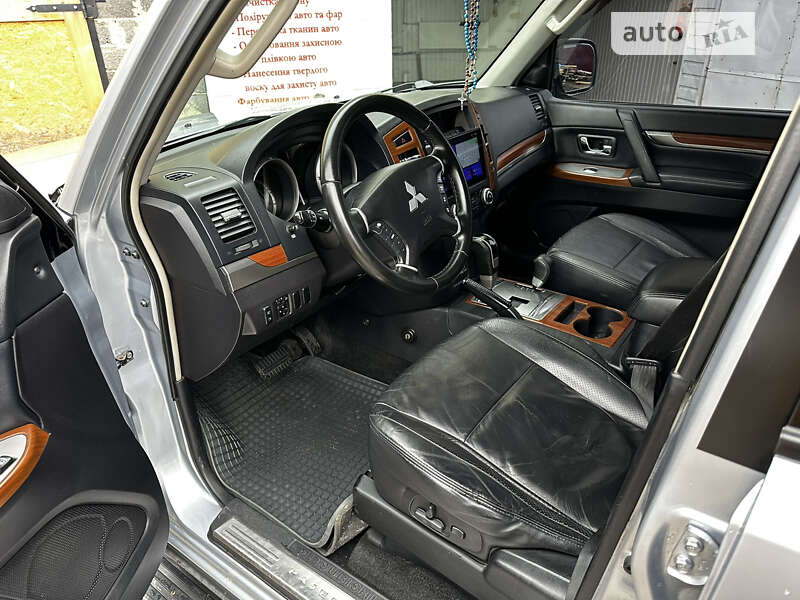 Внедорожник / Кроссовер Mitsubishi Pajero Wagon 2007 в Верховине