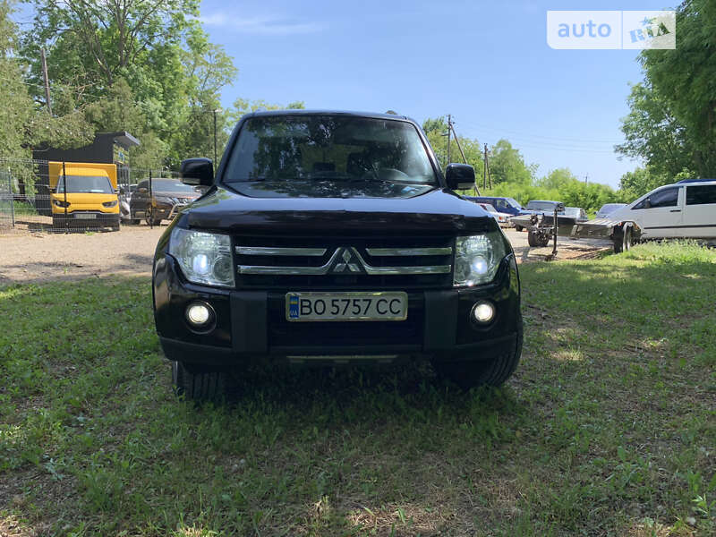 Mitsubishi Pajero Wagon 2008