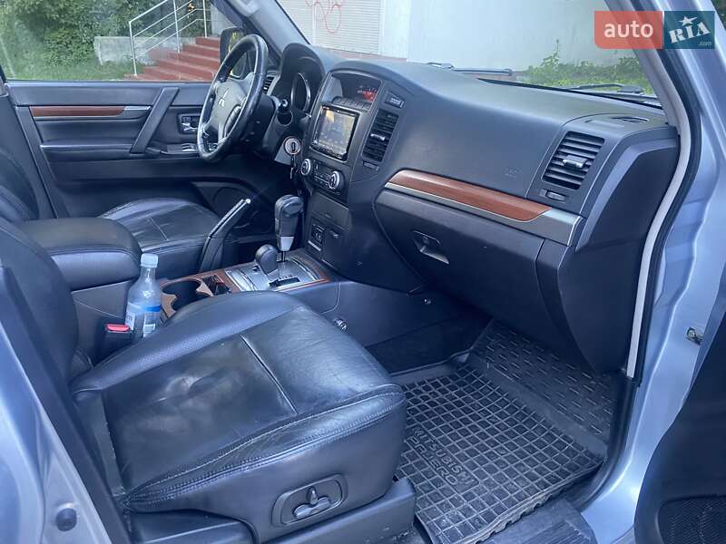 Внедорожник / Кроссовер Mitsubishi Pajero Wagon 2007 в Львове