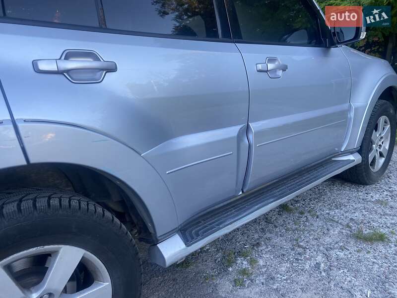 Внедорожник / Кроссовер Mitsubishi Pajero Wagon 2007 в Львове