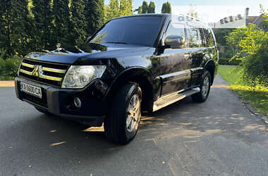 Позашляховик / Кросовер Mitsubishi Pajero Wagon 2007 в Києві