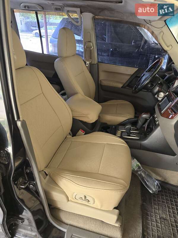 Внедорожник / Кроссовер Mitsubishi Pajero Wagon 2005 в Херсоне фото 7 Внедорожник / Кроссовер Mitsubishi Pajero Wagon 2005 в Херсоне