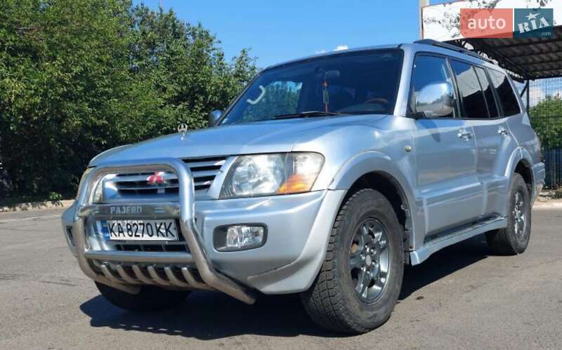 Внедорожник / Кроссовер Mitsubishi Pajero Wagon 2005 в Киеве