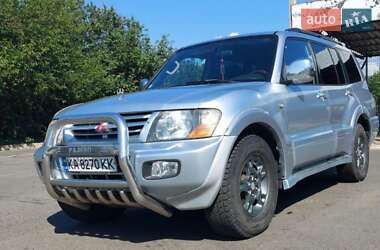 Внедорожник / Кроссовер Mitsubishi Pajero Wagon 2005 в Киеве