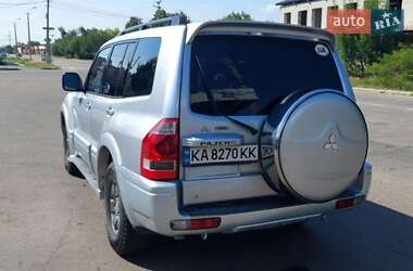 Внедорожник / Кроссовер Mitsubishi Pajero Wagon 2005 в Киеве