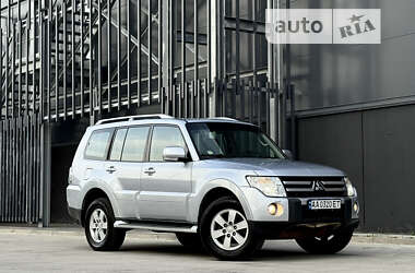 Позашляховик / Кросовер Mitsubishi Pajero Wagon 2007 в Києві