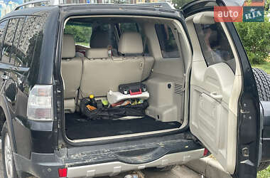 Внедорожник / Кроссовер Mitsubishi Pajero Wagon 2008 в 