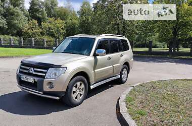 Внедорожник / Кроссовер Mitsubishi Pajero Wagon 2008 в Киеве