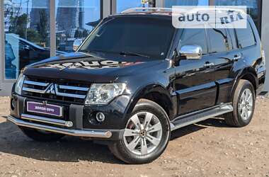 Позашляховик / Кросовер Mitsubishi Pajero Wagon 2007 в Києві