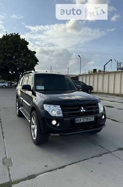 Внедорожник / Кроссовер Mitsubishi Pajero Wagon 2007 в Змиеве