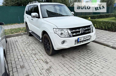 Позашляховик / Кросовер Mitsubishi Pajero Wagon 2013 в Броварах