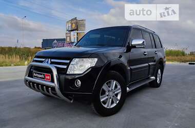 Позашляховик / Кросовер Mitsubishi Pajero Wagon 2011 в Львові